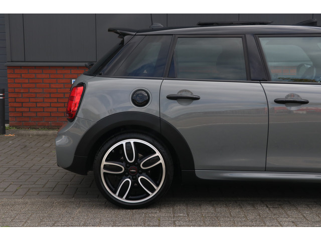 Foto 5 van MINI 5-deurs 2.0 Cooper S Pepper head up | panorama | Harman kardon |FULL option
