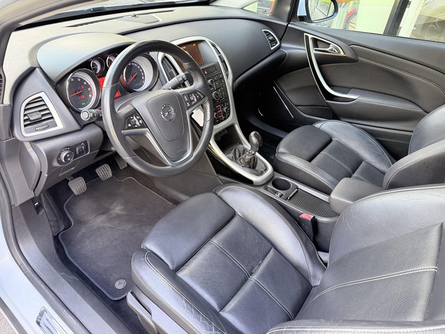 Foto 7 van Opel Astra GTC 1.6 Turbo Sport