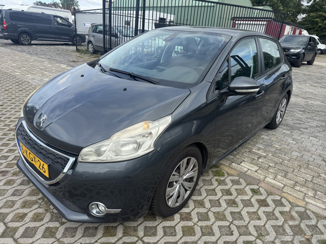 Peugeot 208 1.6 e-HDi Active (bj 2013)