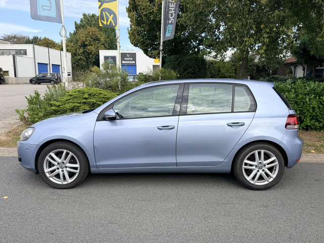 Foto 10 van Volkswagen Golf 1.2 TSI 105PK Highline•Leder•Navi