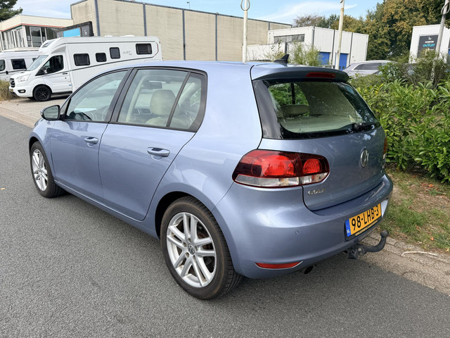 Foto 9 van Volkswagen Golf 1.2 TSI 105PK Highline•Leder•Navi