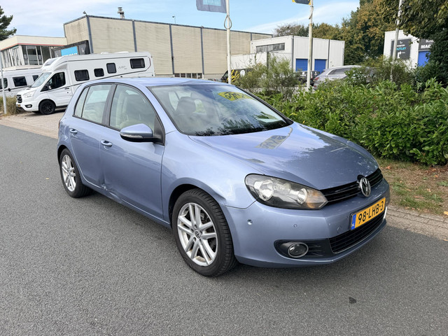 Foto 4 van Volkswagen Golf 1.2 TSI 105PK Highline•Leder•Navi