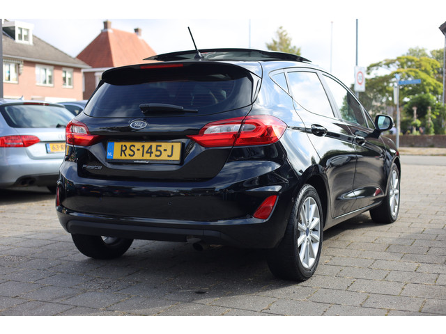 Foto 9 van Ford Fiesta 1.0 ECOBOOST TITANIUM | PANO | CAMERA
