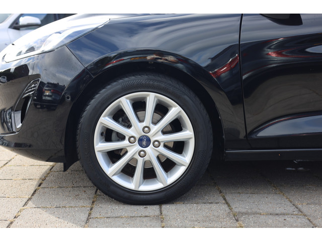Foto 2 van Ford Fiesta 1.0 ECOBOOST TITANIUM | PANO | CAMERA