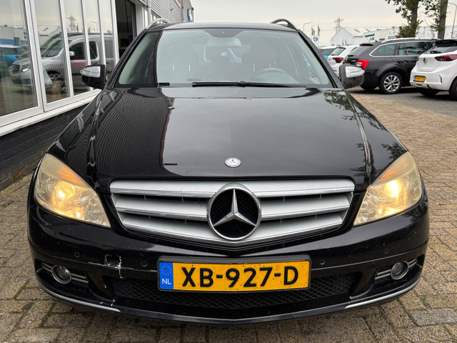 Foto 2 van Mercedes-Benz C-Klasse Estate 200 CDI Avantgarde | Trekhaak | Automaat | Stoelverwarming | Parkeerse