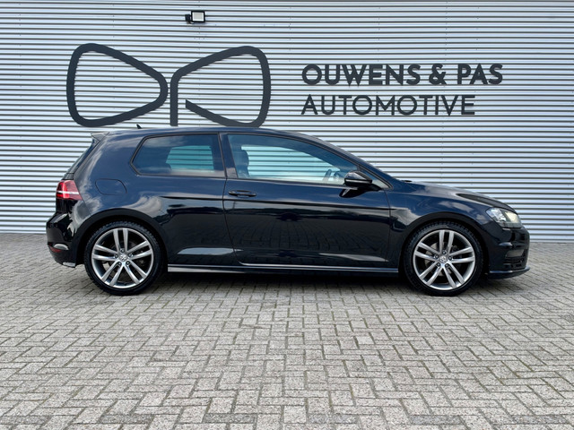 Foto 2 van Volkswagen Golf 1.4 TSI R-Line | 1E EIGENAAR | LEER | DYNAUDIO | NAVIGATIE