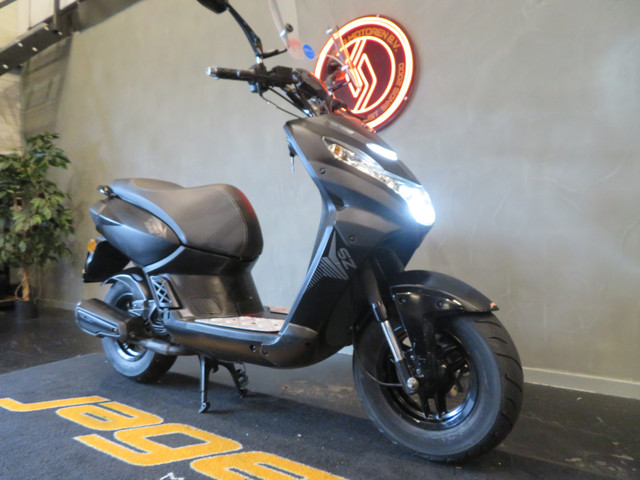 Foto 5 van Peugeot STREETZONE KISBEE BROM SCOOTER (bj 2022)