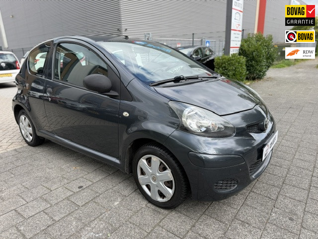 Foto 2 van Toyota Aygo 1.0-12V Access| Airco| APK 2027