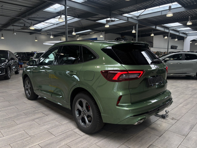 Foto 8 van Ford Kuga 2.5 PHEV 243 pk ST-Line X | Trekhaak | AGR stoelen | Adapt. Cruise | Winter Pack | B&O | 3