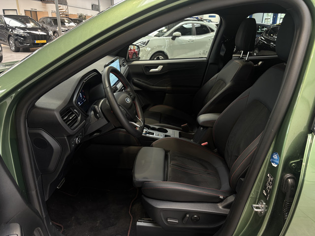 Foto 7 van Ford Kuga 2.5 PHEV 243 pk ST-Line X | Trekhaak | AGR stoelen | Adapt. Cruise | Winter Pack | B&O | 3
