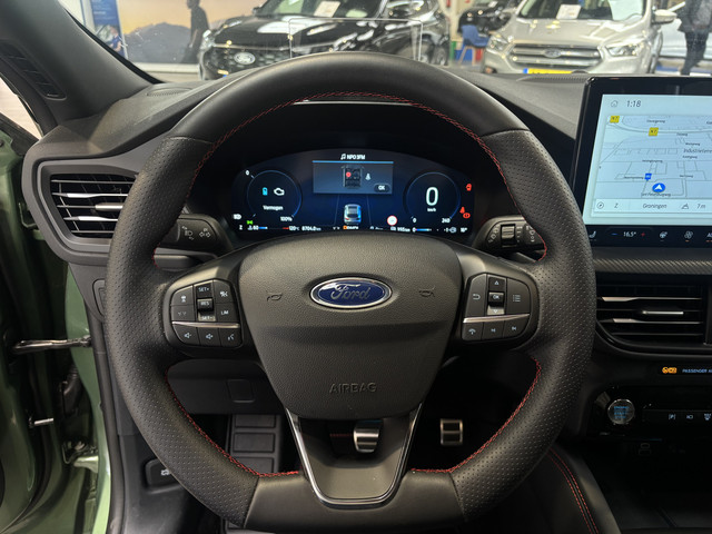 Foto 4 van Ford Kuga 2.5 PHEV 243 pk ST-Line X | Trekhaak | AGR stoelen | Adapt. Cruise | Winter Pack | B&O | 3
