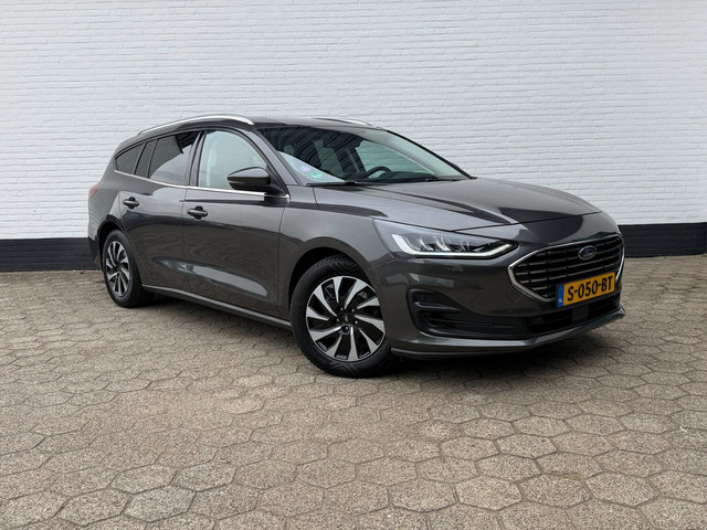 Foto 8 van Ford Focus Wagon 1.0EcoBoost Hybrid Titanium TREKHAAK CAMERA