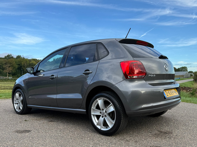 Foto 9 van Volkswagen Polo 1.2-12V | 2e Eigenaar | Airco | 16" Velgen | AUX | Elektrisch pakket | Dealer Onderh