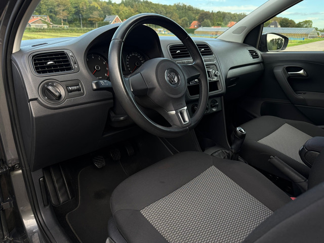 Foto 8 van Volkswagen Polo 1.2-12V | 2e Eigenaar | Airco | 16" Velgen | AUX | Elektrisch pakket | Dealer Onderh