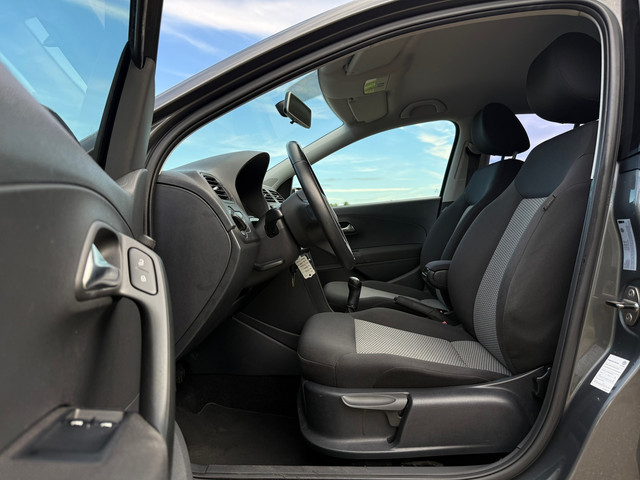 Foto 6 van Volkswagen Polo 1.2-12V | 2e Eigenaar | Airco | 16" Velgen | AUX | Elektrisch pakket | Dealer Onderh