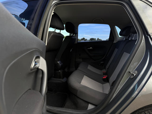 Foto 4 van Volkswagen Polo 1.2-12V | 2e Eigenaar | Airco | 16" Velgen | AUX | Elektrisch pakket | Dealer Onderh