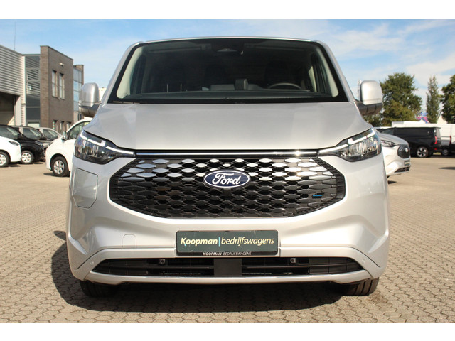 Foto 10 van Ford E-Transit Custom 320 L1H1 Kombi Limited | 9 persoons | 71kWh | 100kW/136pk | Trekgewicht 2300kg