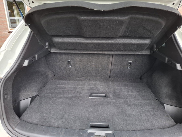 Foto 6 van Nissan Qashqai 1.2 Connect Edition. Leder, stoelverw, pano, 360 camera, cruise, navigatie, trekhaak,