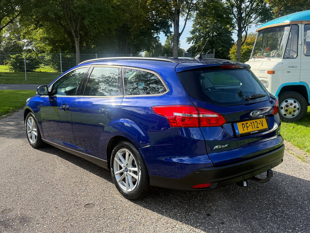 Foto 7 van Ford Focus Wagon 1.0 D.Riem VV | Airco | Carplay | Navi | PDC |