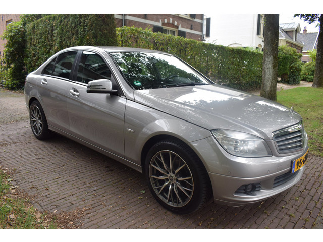 Foto 3 van Mercedes-Benz C-klasse 180 K BlueEFFICIENCY Business Class