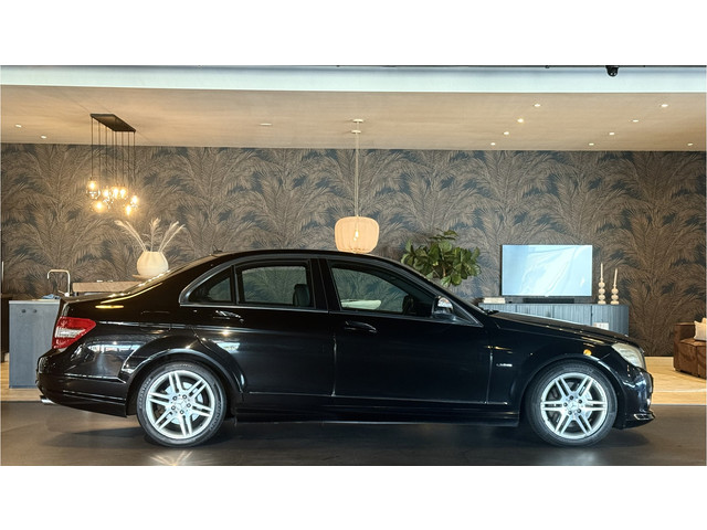 Foto 6 van Mercedes-Benz C-Klasse 280 Avantgarde AMG I Automaat I NL Auto