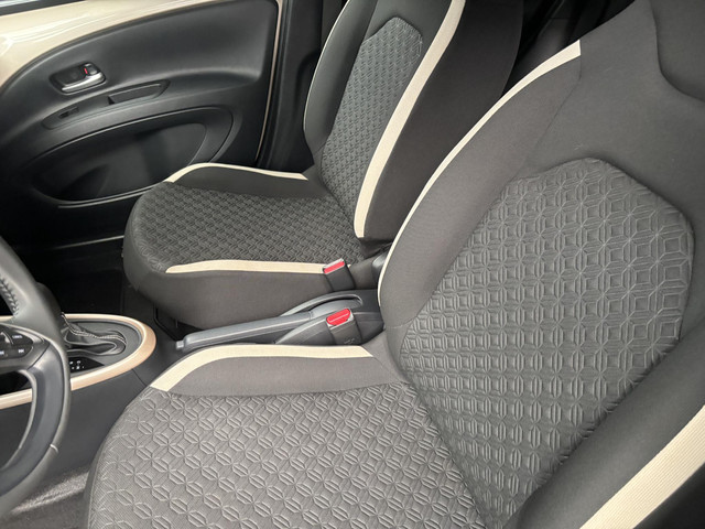 Foto 7 van Toyota Aygo X 1.0 VVT-i S-CVT Pulse