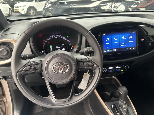 Foto 8 van Toyota Aygo X 1.0 VVT-i S-CVT Pulse