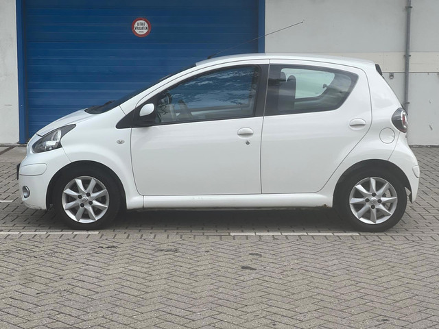 Foto 8 van Toyota Aygo 1.0-12V Access
