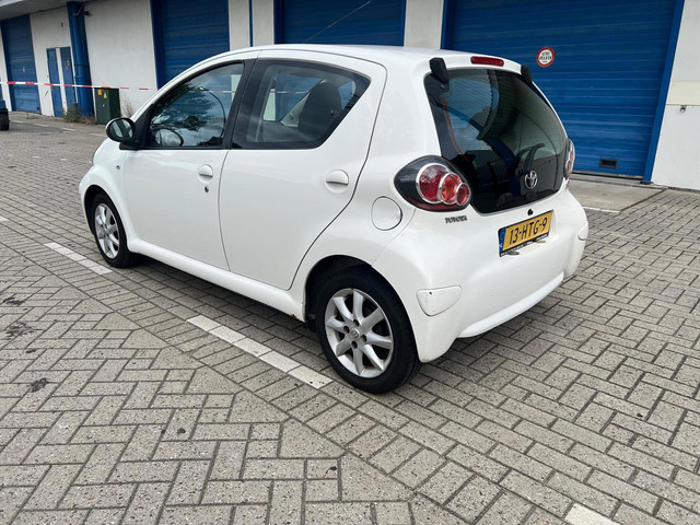 Foto 4 van Toyota Aygo 1.0-12V Access