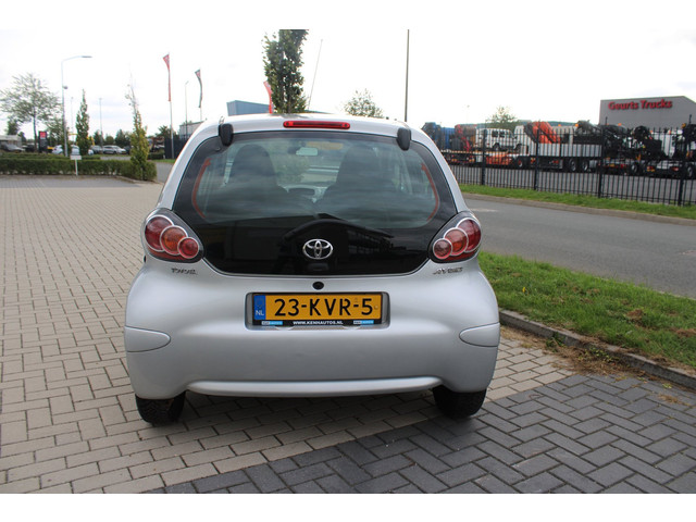Foto 8 van Toyota Aygo 1.0-12V Comfort Airco