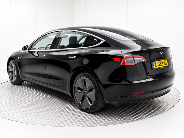 Foto 4 van Tesla Model 3 Standard RWD Plus 60 kWh | Autopilot | Adapt. Cruise | Panoramadak | Navigatie Fullmap