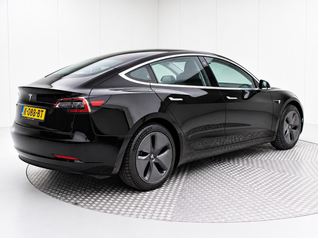 Foto 6 van Tesla Model 3 Standard RWD Plus 60 kWh | Autopilot | Adapt. Cruise | Panoramadak | Navigatie Fullmap