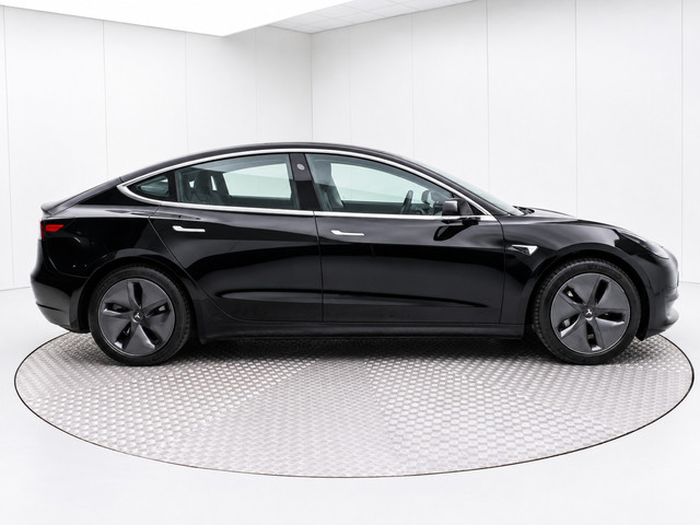 Foto 7 van Tesla Model 3 Standard RWD Plus 60 kWh | Autopilot | Adapt. Cruise | Panoramadak | Navigatie Fullmap