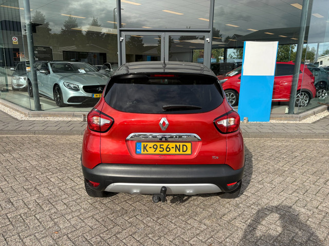 Foto 8 van Renault Captur 1.2 TCe Helly Hansen