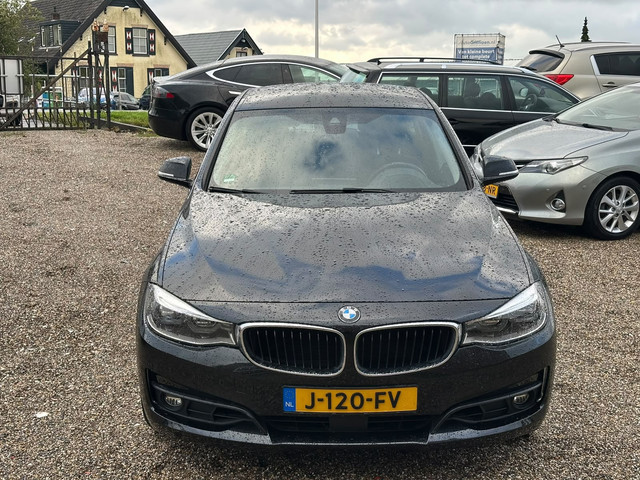 BMW 3-serie Gran Turismo 330i Centennial High Executive Adaptief Cruise Lane Assist Nieuwe Banden Ze