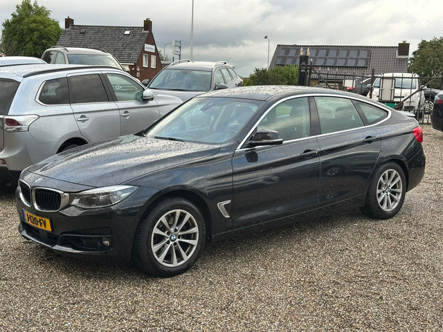 Foto 10 van BMW 3-serie Gran Turismo 330i Centennial High Executive Adaptief Cruise Lane Assist Nieuwe Banden Ze