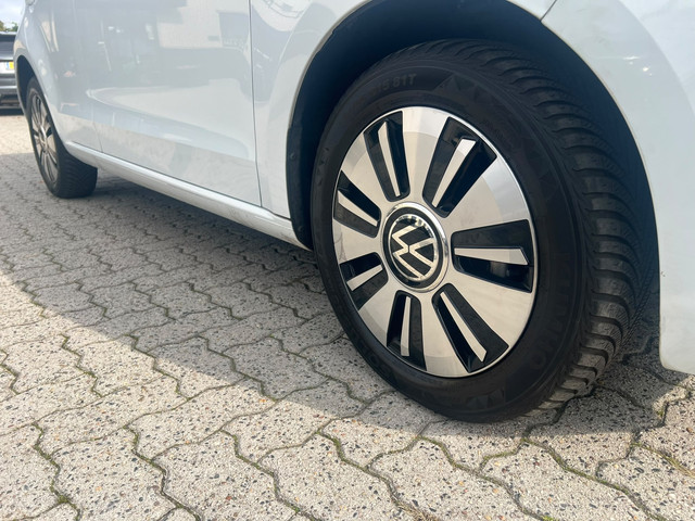 Foto 10 van Volkswagen e-Up! e-up! SOH 91% camera, cruise, airco, lmv