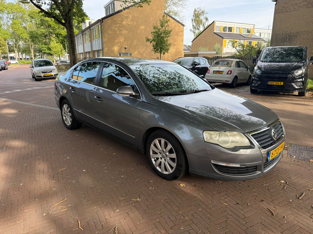Foto 2 van Volkswagen Passat Airco / 192.000 nap / koopje
