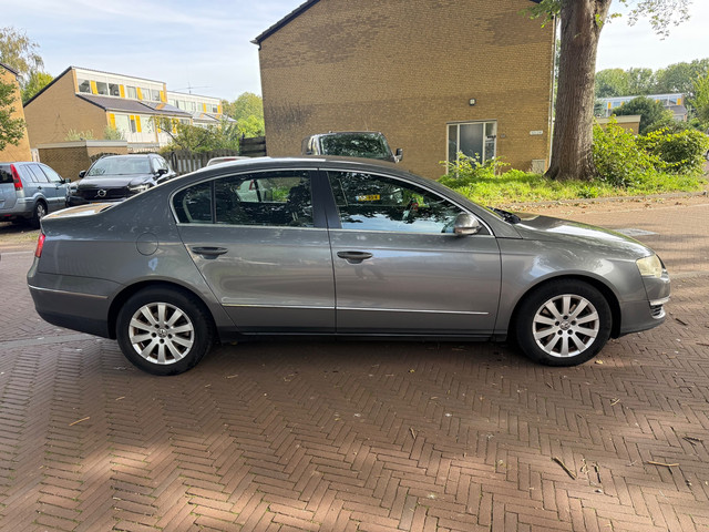 Foto 3 van Volkswagen Passat Airco / 192.000 nap / koopje