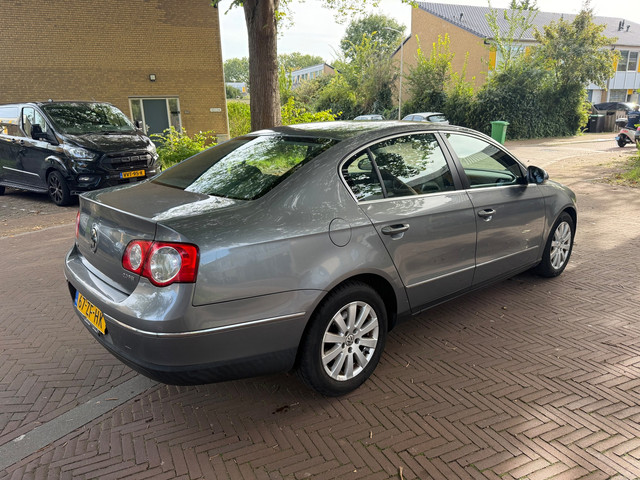 Foto 4 van Volkswagen Passat Airco / 192.000 nap / koopje