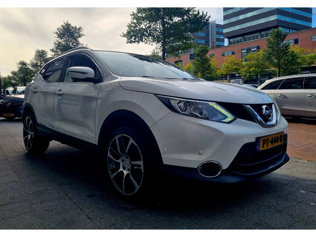 Foto 6 van Nissan Qashqai 1.2 Tekna 360camera Vol Opties
