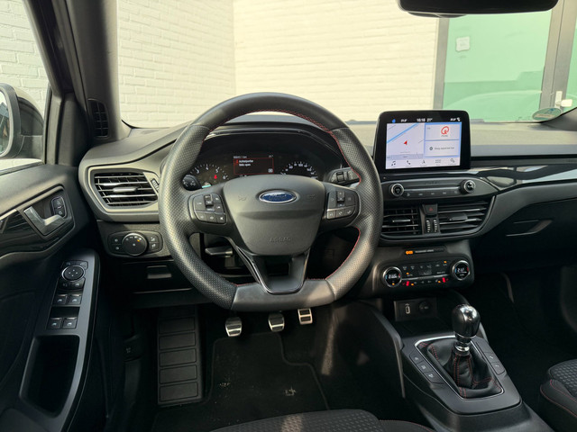 Ford Focus 1.0 EcoBoost ST Line 125pk l CRUISE l CAMERA!