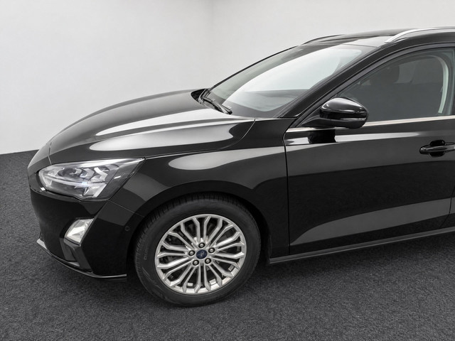 Foto 6 van Ford Focus Wagon 1.0 EcoBoost Titanium Business // NAVI // CAMERA&PDC // CLIMA // STUUR&STOELVERWARM