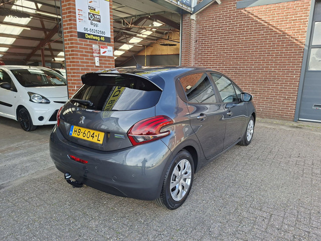Foto 10 van Peugeot 208 1.2 PureTech Urban Soul, Dealer oh. Airco, Navi