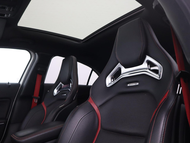 Foto 4 van Mercedes-Benz A-klasse AMG 45 4MATIC ORIG NL / DEALER OH / MILLTEK / PANORAMADAK / KUIPSTOELEN / HAR