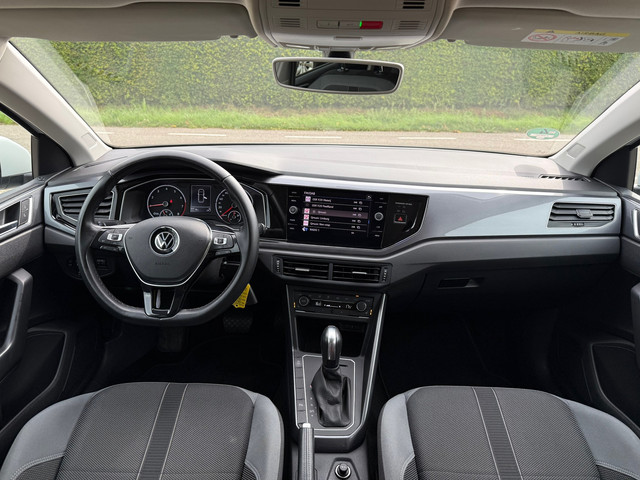 Foto 8 van Volkswagen Polo 1.0 TSI Highline Business Automaat | Carplay | PDC | Stoel VW | LM | Trekhaak