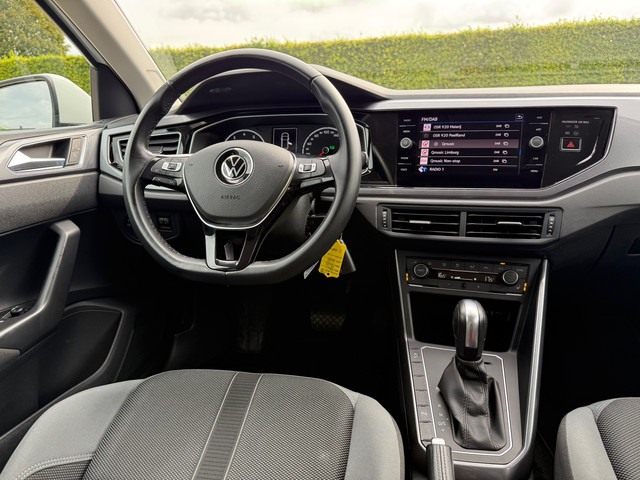 Foto 9 van Volkswagen Polo 1.0 TSI Highline Business Automaat | Carplay | PDC | Stoel VW | LM | Trekhaak
