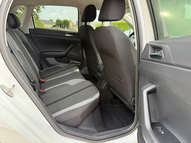 Volkswagen Polo 1.0 TSI Highline Business Automaat | Carplay | PDC | Stoel VW | LM | Trekhaak