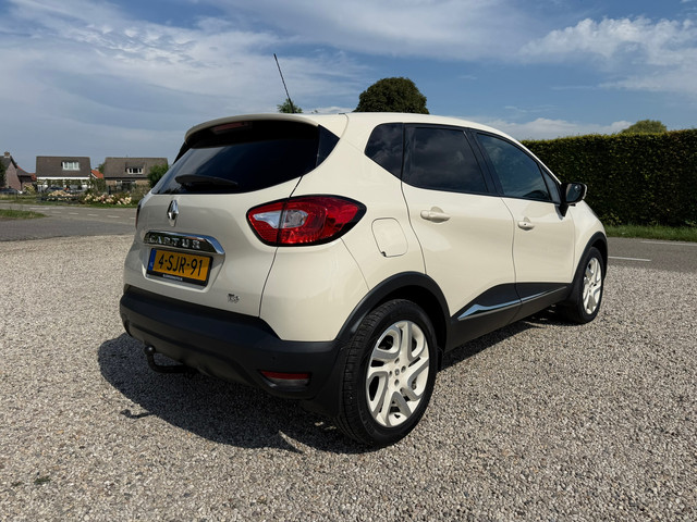 Foto 4 van Renault Captur 1.2 TCe Dynamique Automaat | Camera | Navi | Trekhaak