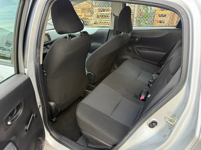 Foto 10 van Toyota Yaris 1.5 Full Hybrid Aspiration NAVI | CAMERA | CRUISE | CLIMATE CONTROL | ONDERHOUDEN |NAP